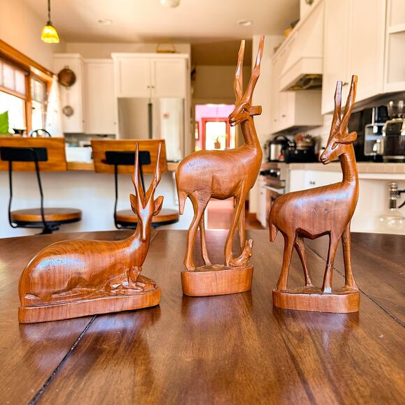 Hand Carved Kenyan Teak Antelope Gazelle Deer Mid Century Wooden Figurines (3) - Picture 11 of 13